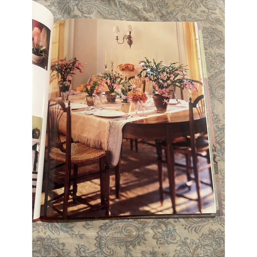 Martha‎ Stewart Classic Crafts and Recipes for the Holidays, Hardcover, 2001